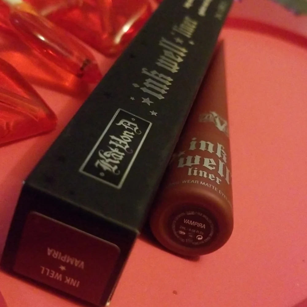 ❇️🧚‍♀️VAMPIRA Kat Von D RARE Ink Well Liquid Eyeliner NWT